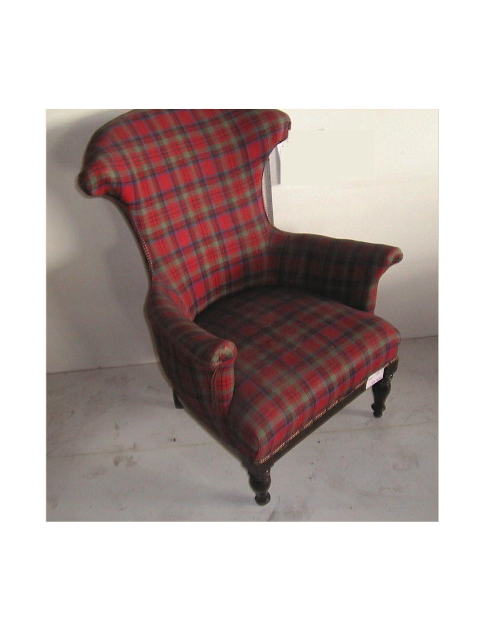 L 82 - modern Scottish fabric armchair L 82 - modern Scottish fabric armchair