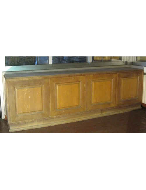 Credenza anni '50 in legno tinto noce