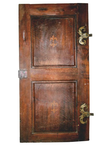 Walnut door to be restored