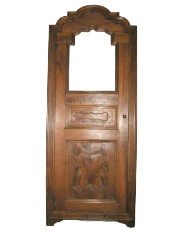 Walnut door to be restored