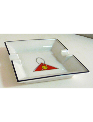 Modern tennis ashtray