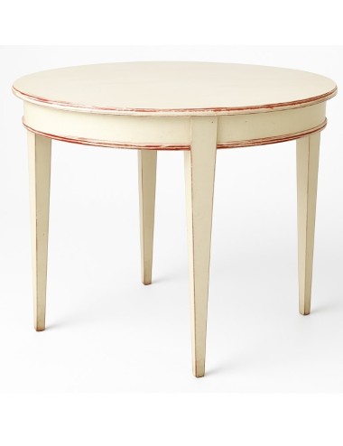 Modern lacquered round table