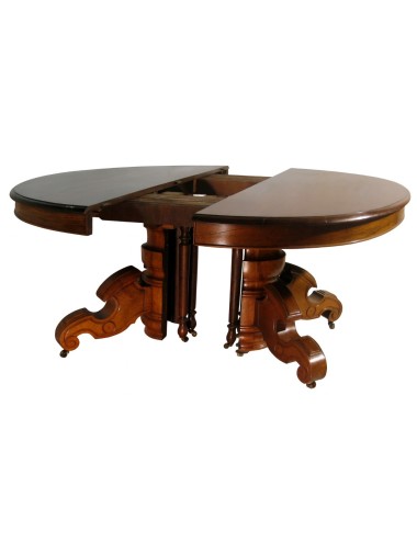 Extendable walnut table