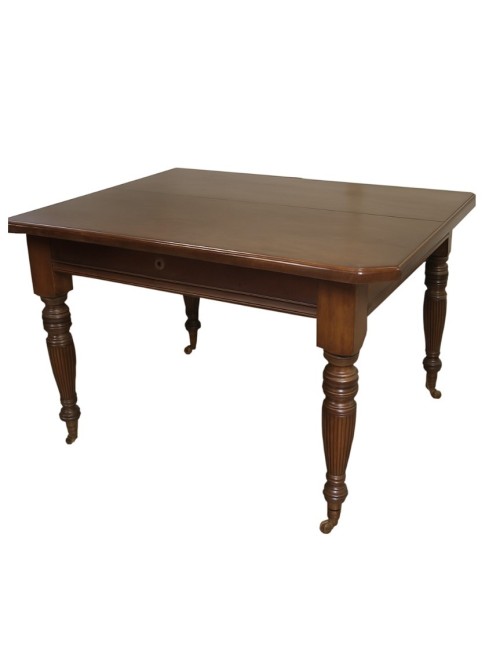 Table with crank and 1 extension leaf