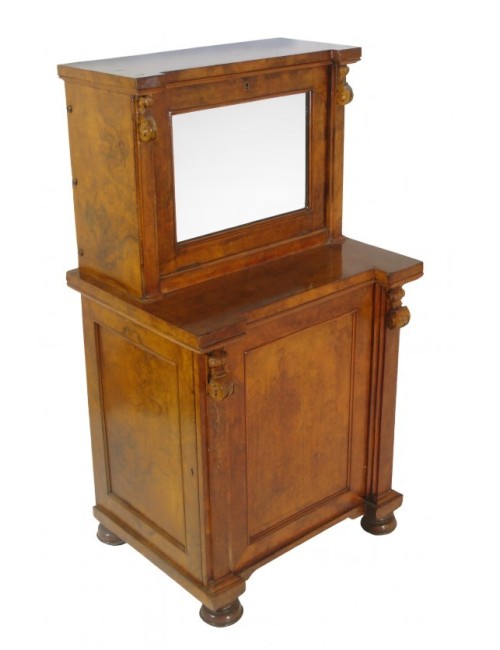 Scrivania modello Davenport in radica di noce