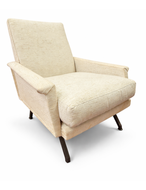 Poltrone in stile anni '50 rivestite con tessuto chiaro