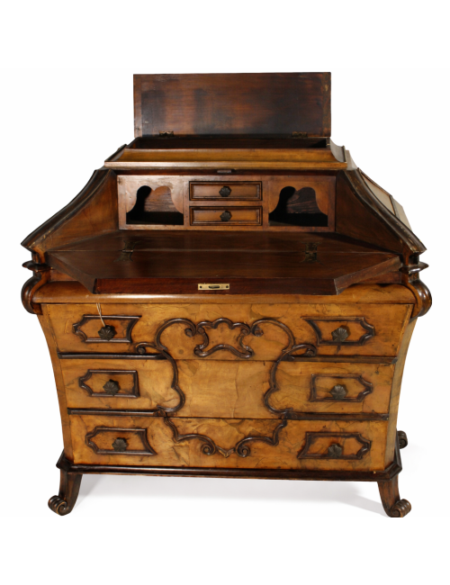 Three-drawer lomb. style shelves in walnut-root with modern eboniz. profile